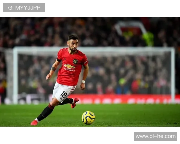 曼联寻求防线补强：中后卫引援或成夏季转会关键